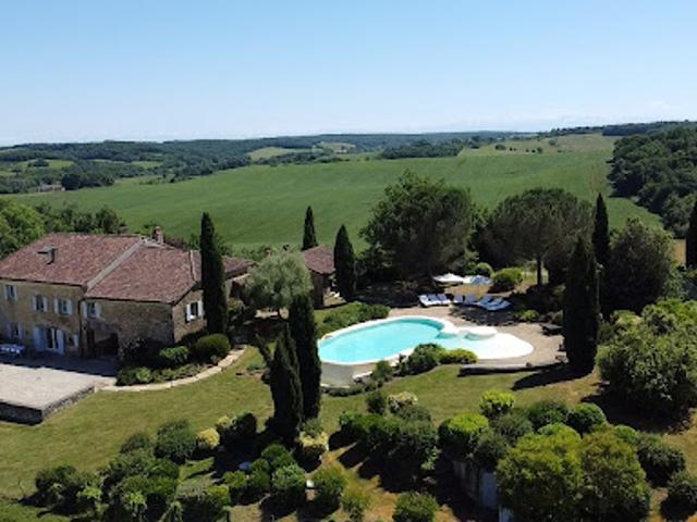 Propriété avec piscine