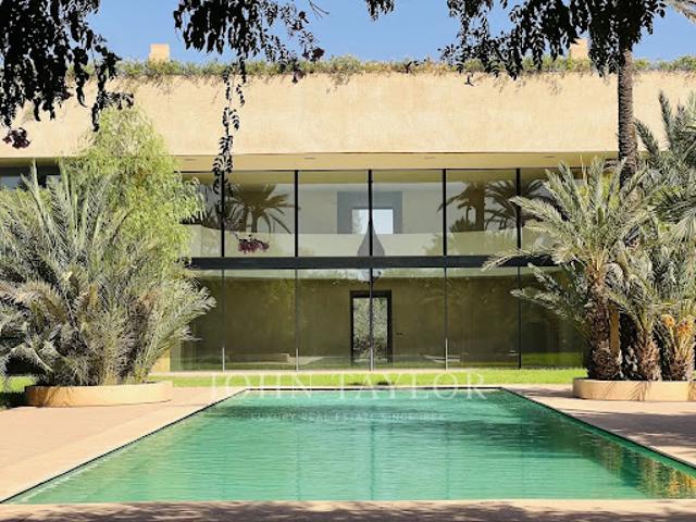 Propriété avec piscine