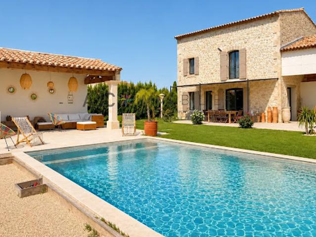 Propriété avec piscine