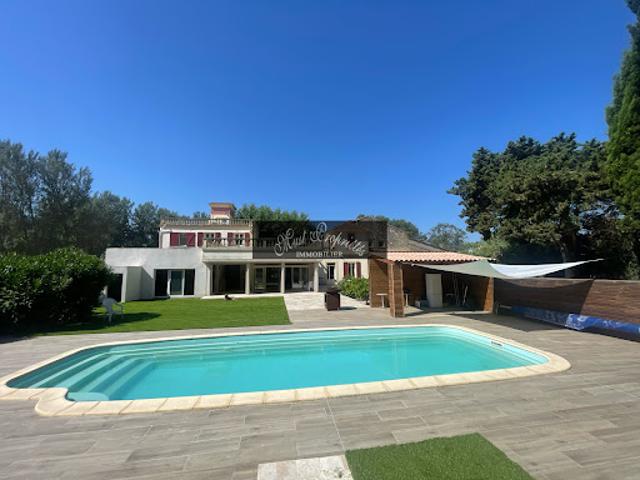 Propriété avec piscine