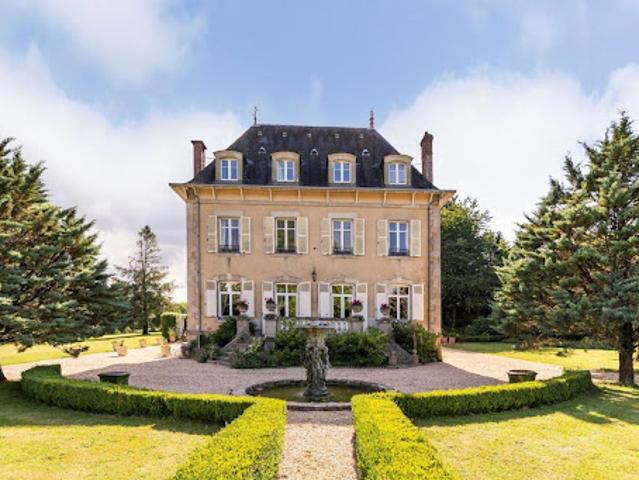 Propriété avec piscine