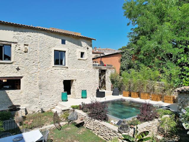 Propriété avec piscine