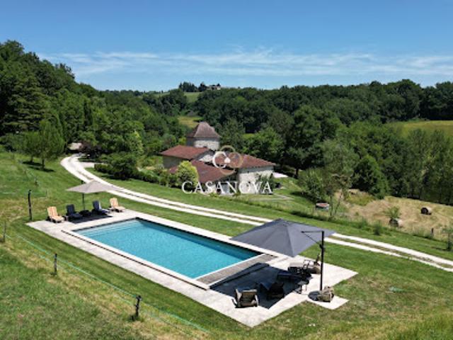 Propriété avec piscine