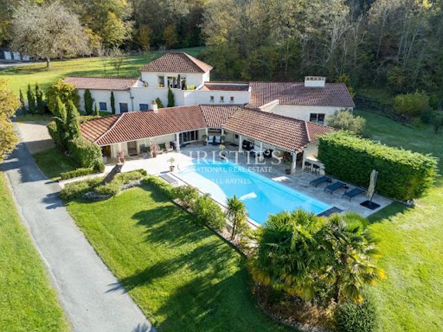 Propriété avec piscine