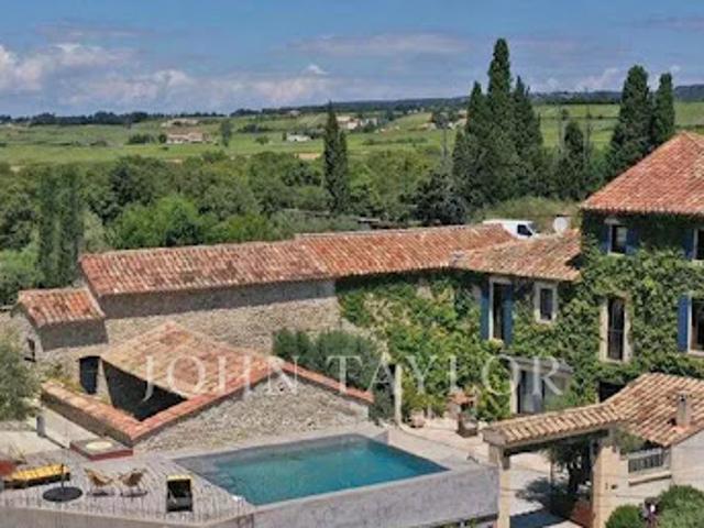 Propriété avec piscine