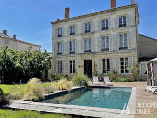 Propriété avec Piscine