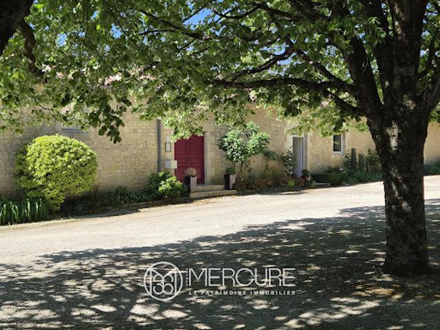 Propriété avec piscine