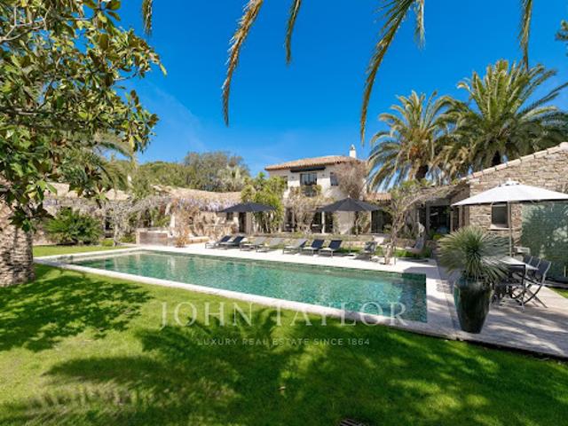 Propriété avec piscine