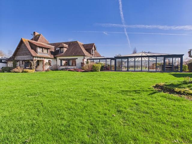 Propriété avec piscine
