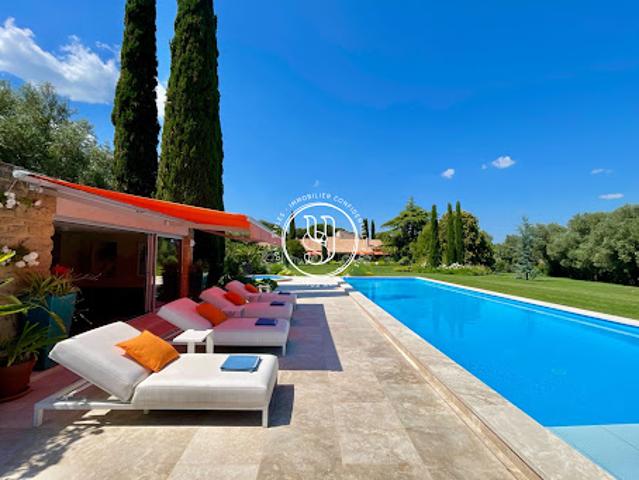 Propriété avec piscine