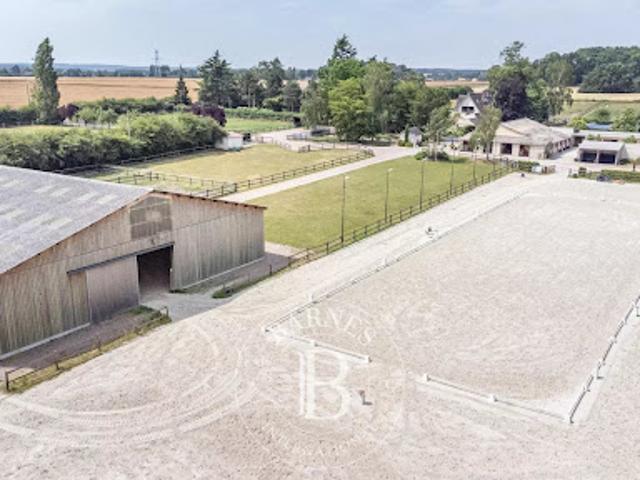Propriété avec piscine
