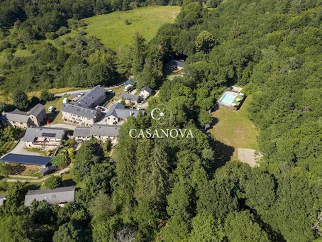 Propriété avec piscine
