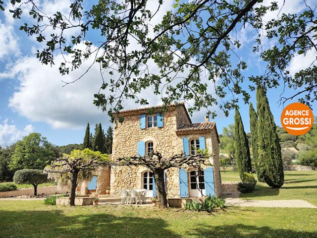 Propriété avec piscine