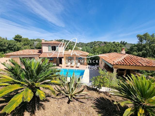 Propriété avec piscine
