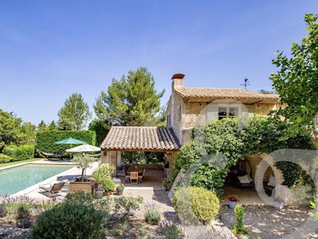 Propriété avec piscine