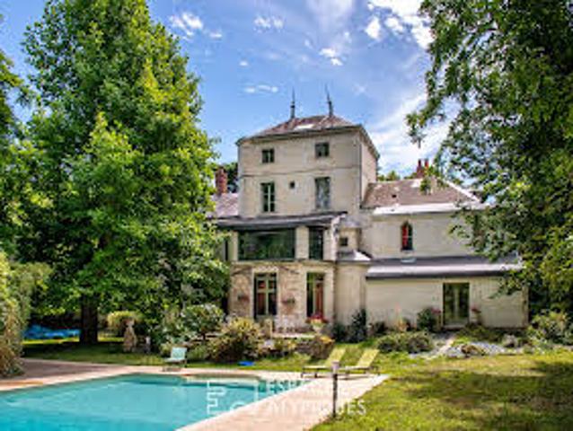Propriété avec Piscine