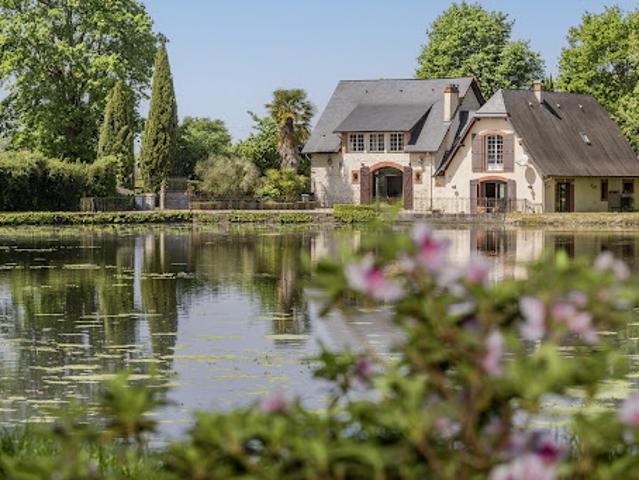 Propriété avec piscine