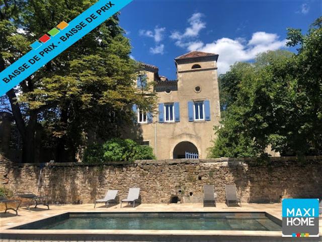 Propriété avec piscine