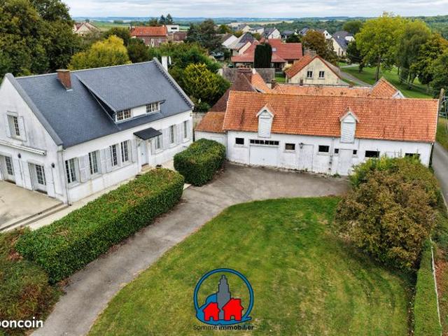 Propriété d’exception construite sur 6135m² de terrain
