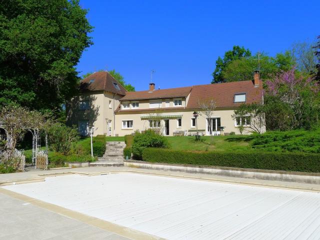 Propriété d’exception aux portes de Paray le Monial 300m² Paray le Monial