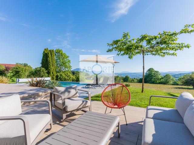 PROPRIÉTÉ D’EXCEPTION AVEC VUE PANORAMIQUE