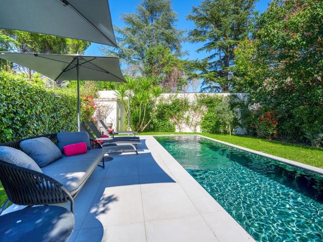 Propriété d’exception avec jardin paysager et piscine – Montpellier, quartier Les Arceaux