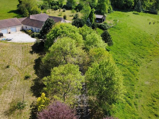 Propriété d’exception avec plus de 3 hectares au Dorat 245m² Le Dorat