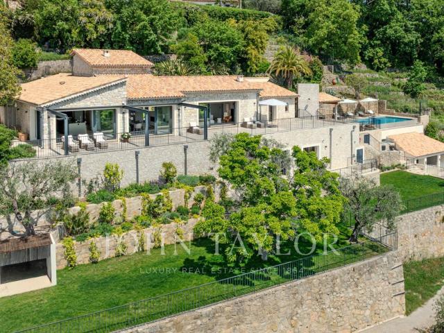 Propriété d’exception de très grand standing, vue panoramiqu. 287m² Châteauneuf Grasse