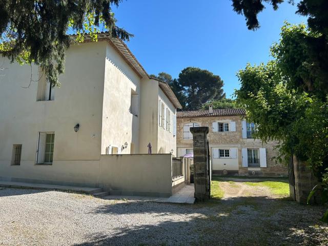 Propriété d'exception 528m2 Proche PORT MARIANNE