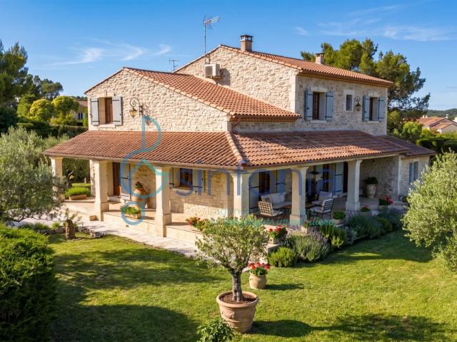 Propriété D'exception 235 M2 Avec Dépendance, Piscine Et F. 235m² Saint Geniès de Malgoirès