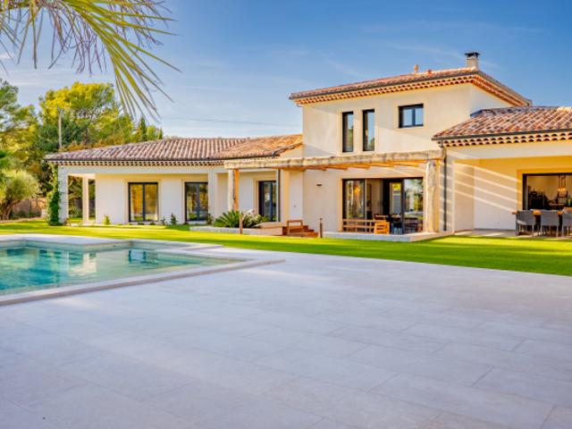 PROPRIÉTÉ D'EXCEPTION VILLA CONTEMPORAINE 7 PIECES FLAYO