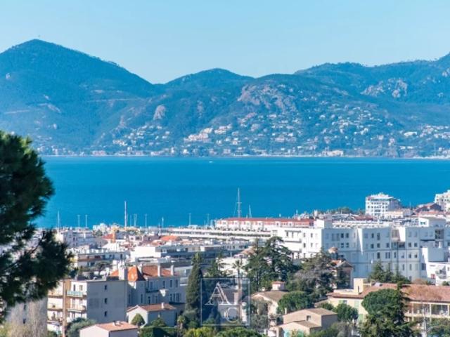 Propriété d'exception à vendre à Cannes