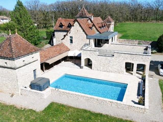 Propriété d'exception à 20 Km au Sud de Figeac