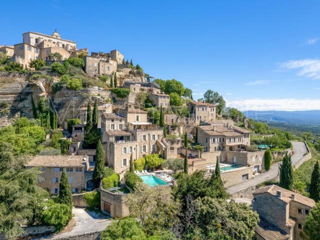 Propriété d'exception au coeur du pittoresque village de Gor. 500m² Gordes