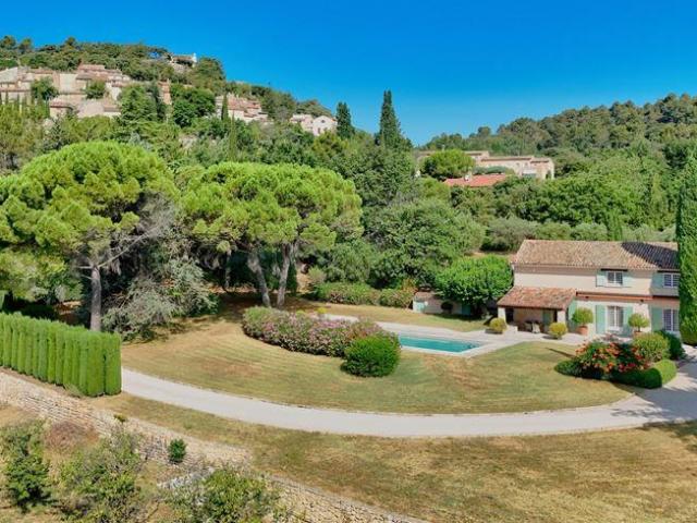 Propriété d'exception avec oliveraie et piscine Ancien mouli. 336m² Moissac Bellevue