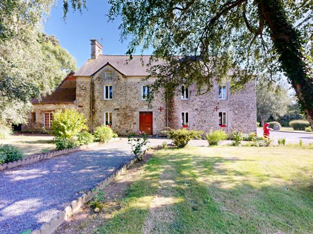 Propriété d'exception avec Gites 403 m2 sur terrain de 8,5