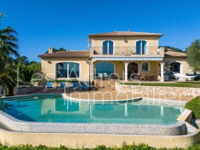 Propriété d'Exception avec Vue Panoramique Mer et Estérel