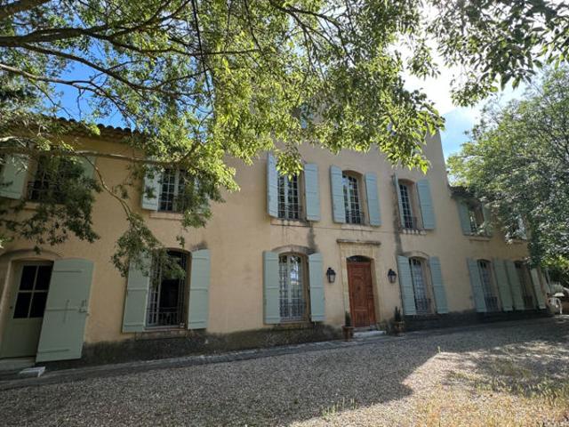 Propriété d'exception ! Bastide historique de 1807 au sud d'Aix en Provence