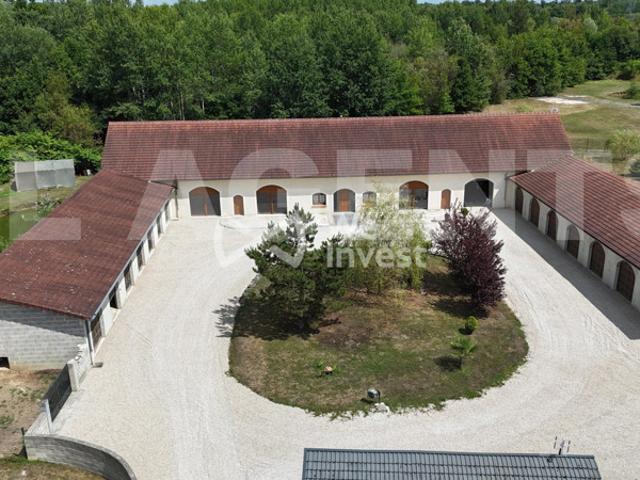 Propriété d'exception de 900m² au sol