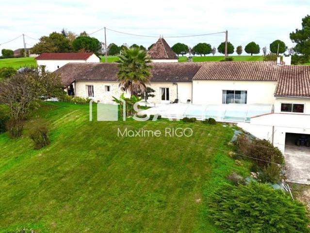 Propriété d'exception de 285 m² sur 2,2 ha