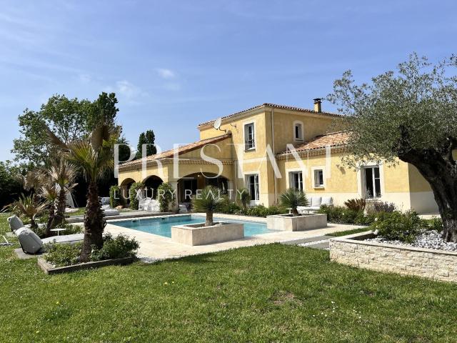 Propriété d'exception d'inspiration provençale Élégance et a. 306m² Sainte Eulalie