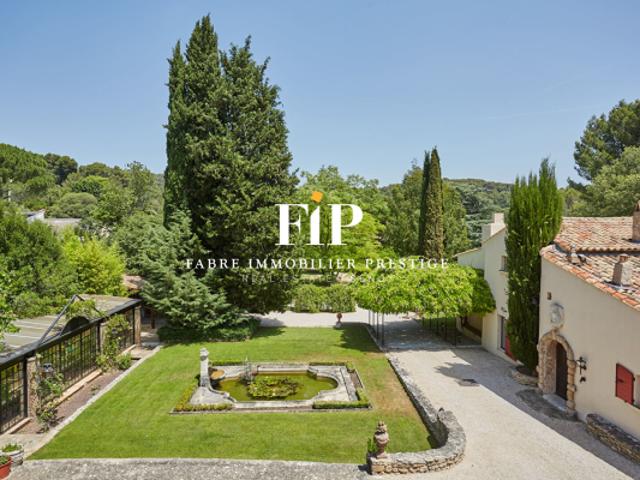 Propriété d'exception du XVIIème, proche à pied Centre Ville d'Aix en Provence