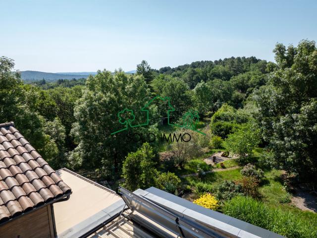 Propriété d'exception écologique au cœur d'un environnemen. 227m² Vinezac
