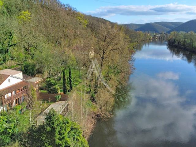 Propriété d'exception en bord de rivière Vue imprenable, Accès privé