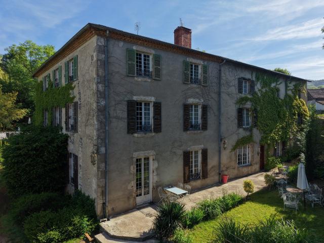 Propriété D'exception Maison D'hôtes De Charme 538m² Ferrières sur Sichon