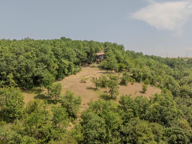 Propriété d'exception sur 35ha avec lac privé et vue panoramique