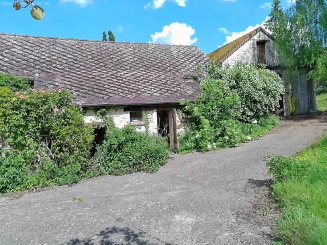 PROPRIÉTÉ DE 9 PIÈCES, SUR 2152 M2 DE TERRAIN