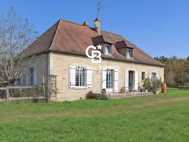 Propriété de campagne 3 maisons, grange, 13 hectares