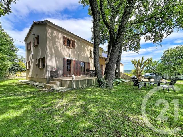 Propriété de caractère au cœur de Saint Marcel de Careiret A. 177m² Saint Marcel de Careiret