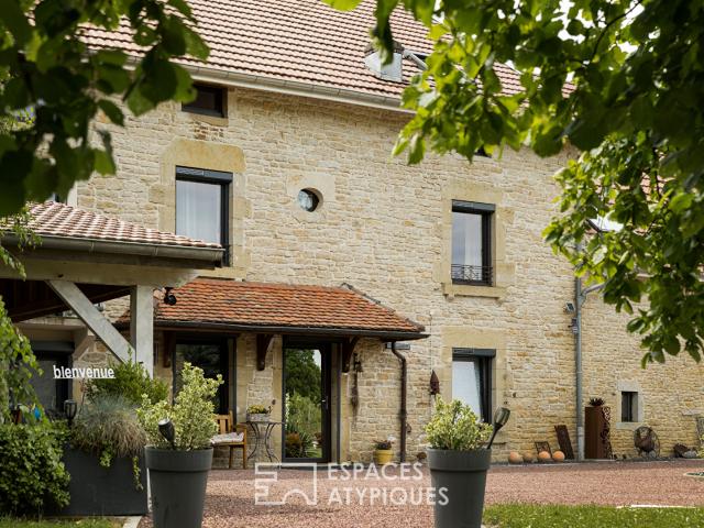 Propriété de caractère avec activité de chambres d'hôtes